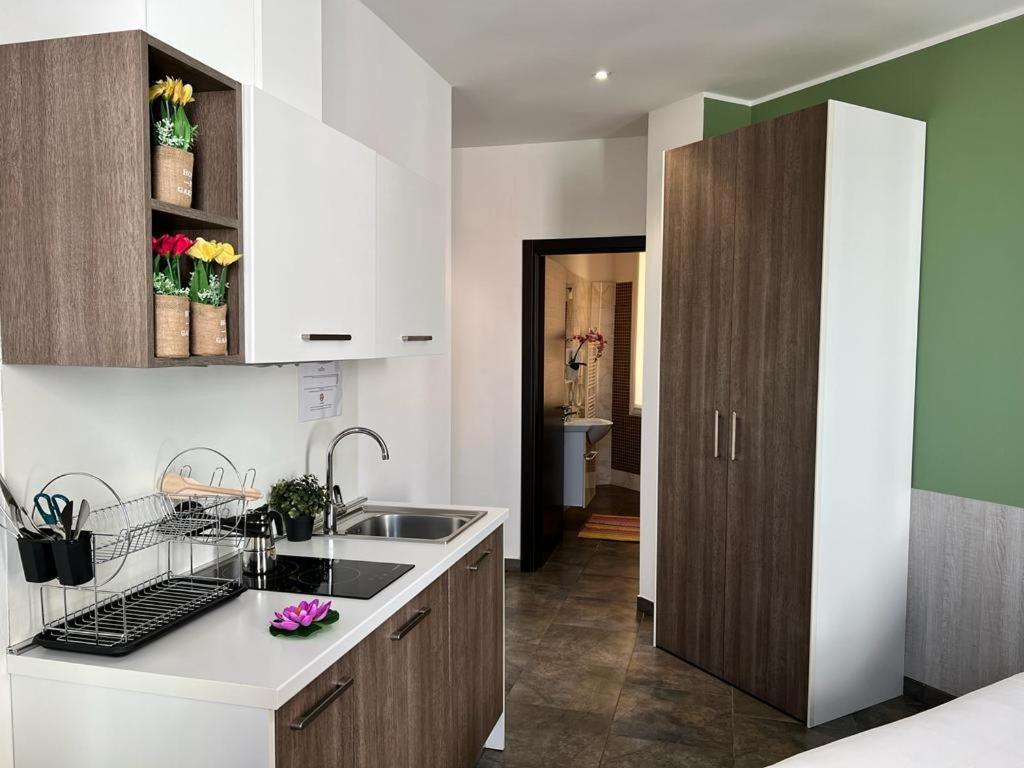 Bnbook Residence Matteotti 노바라 외부 사진